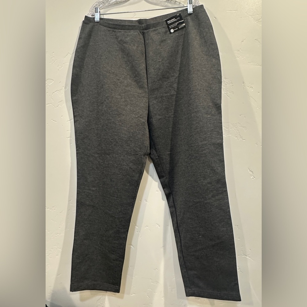 Avenue Women's Ponte Leggings